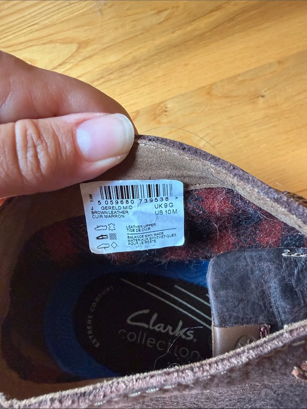 Clarks Men’s Leather Chukka Boots in Dark Brown with Burgundy Laces